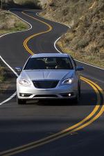 Chrysler 200 2011 года